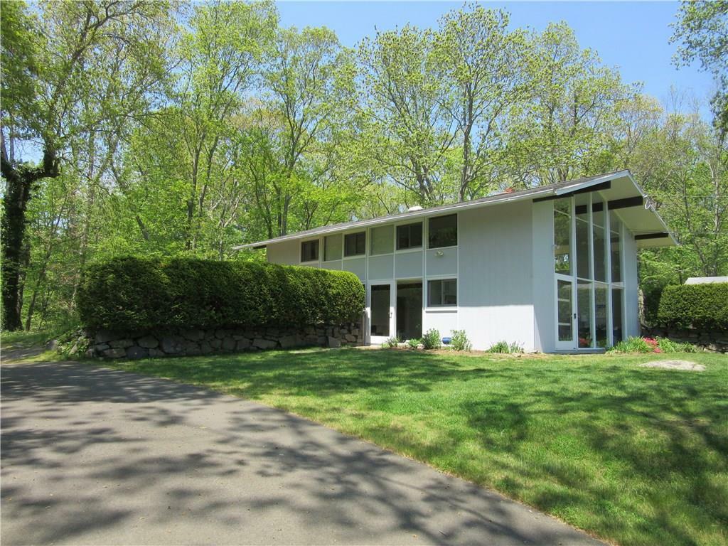 Property Photo: 33 Hamilton Drive CT 06443