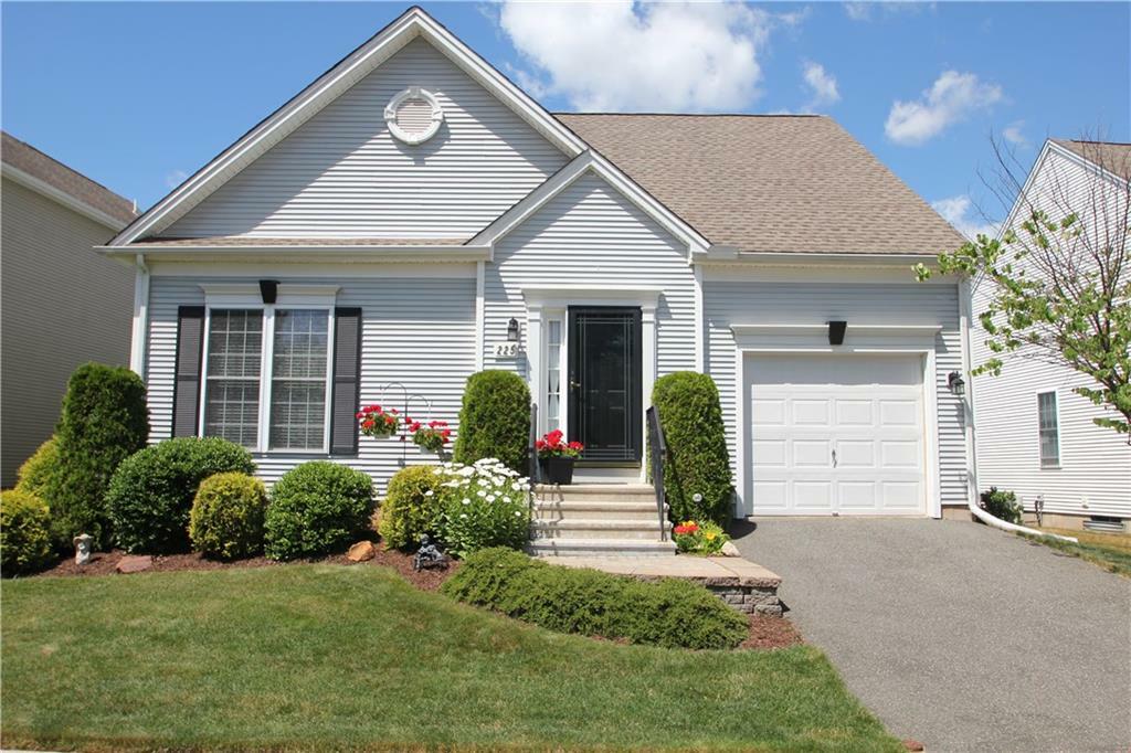Property Photo: 225 Mountain Laurel Way 225 CT 06078