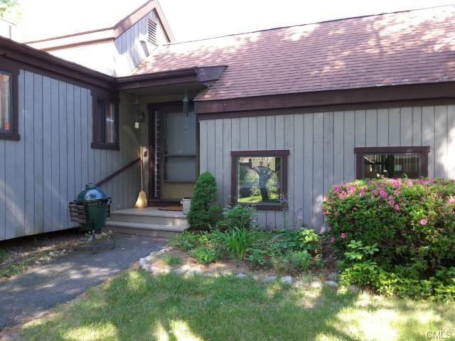 Property Photo: 572 North Trail B CT 06614