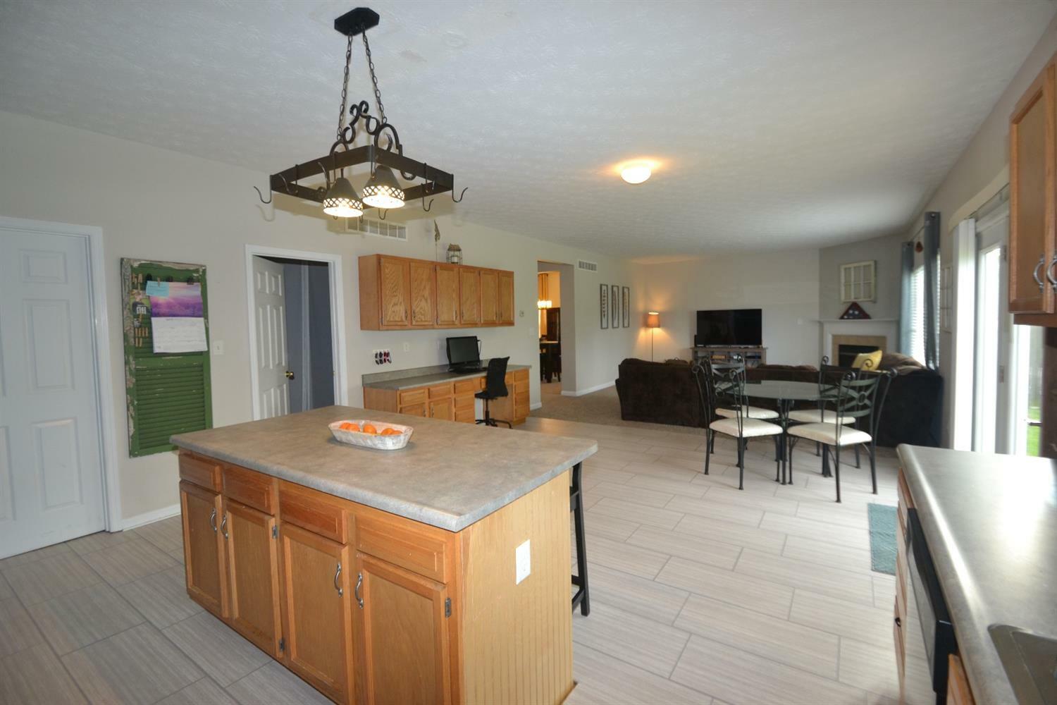 Property Photo:  611 Quail Hollow Drive  OH 45067 