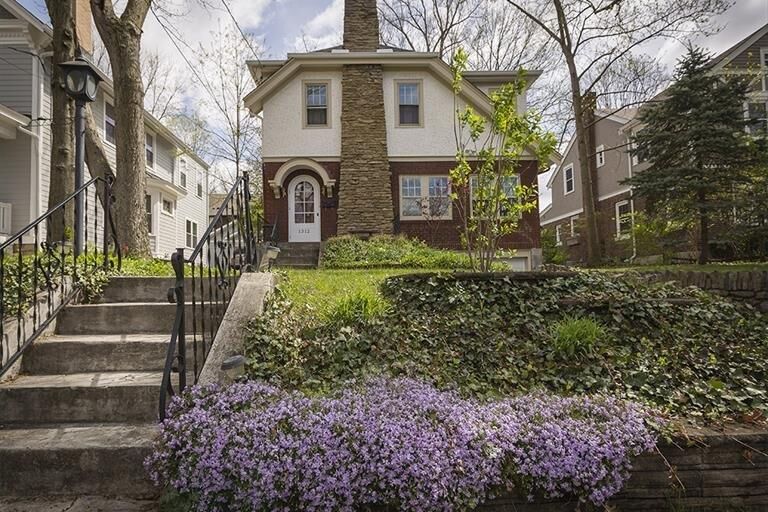 Property Photo:  1312 Cryer Avenue  OH 45208 