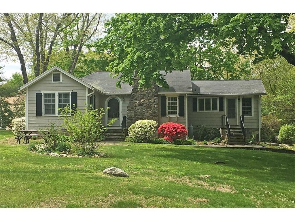 Property Photo:  4 Hilltop Road  CT 06883 