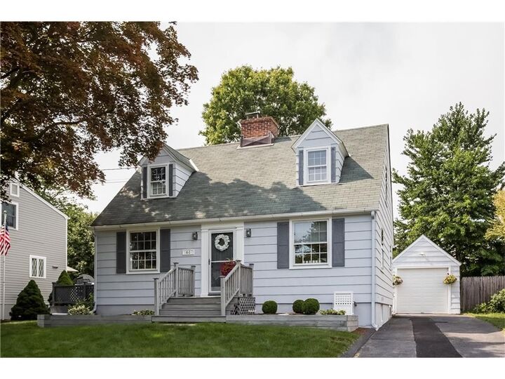 61 Lockwood Lane  Norwalk CT 06851 photo