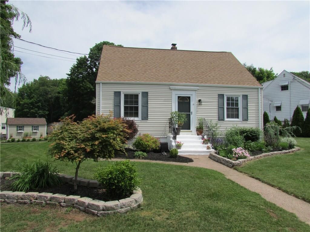 Property Photo: 21 Belvedere Road CT 06473