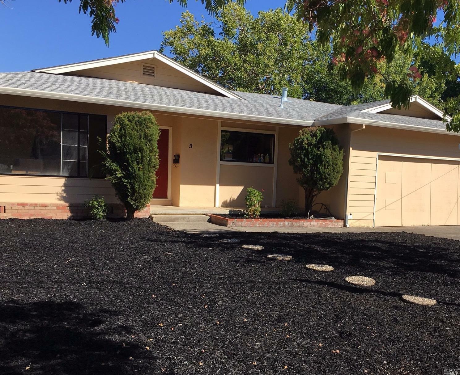 Property Photo:  5 Harrison Court  CA 94947 