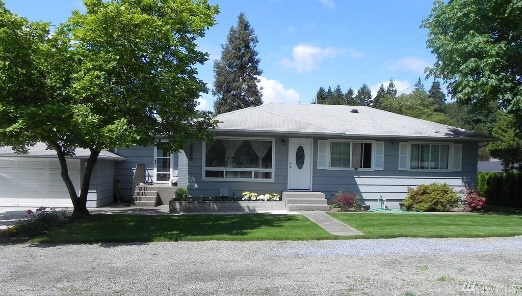 Property Photo:  16009 Des Moines Memorial Dr S  WA 98148 