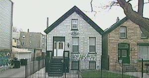 Property Photo: 2613 West Thomas Street 1 IL 60622