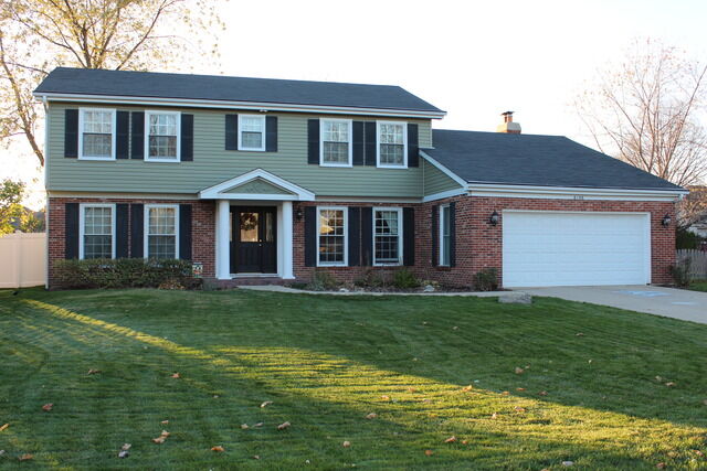 Property Photo:  6136 Ivy Drive  IL 60532 