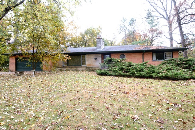 Property Photo: 24W321 Hemlock Lane IL 60540