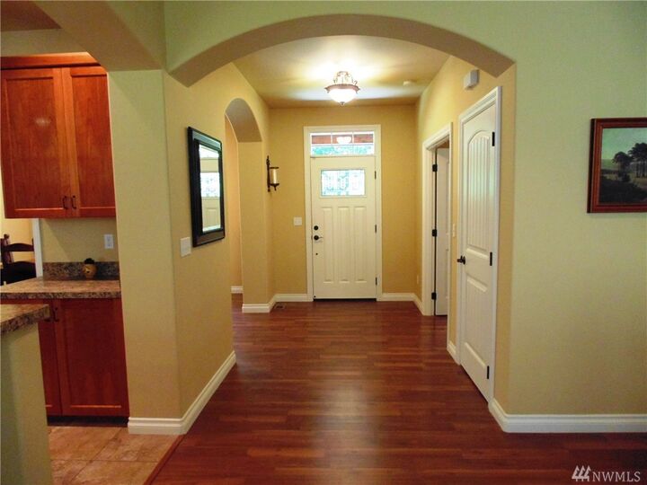 Property Photo: 726 Glass Rd WA 98362