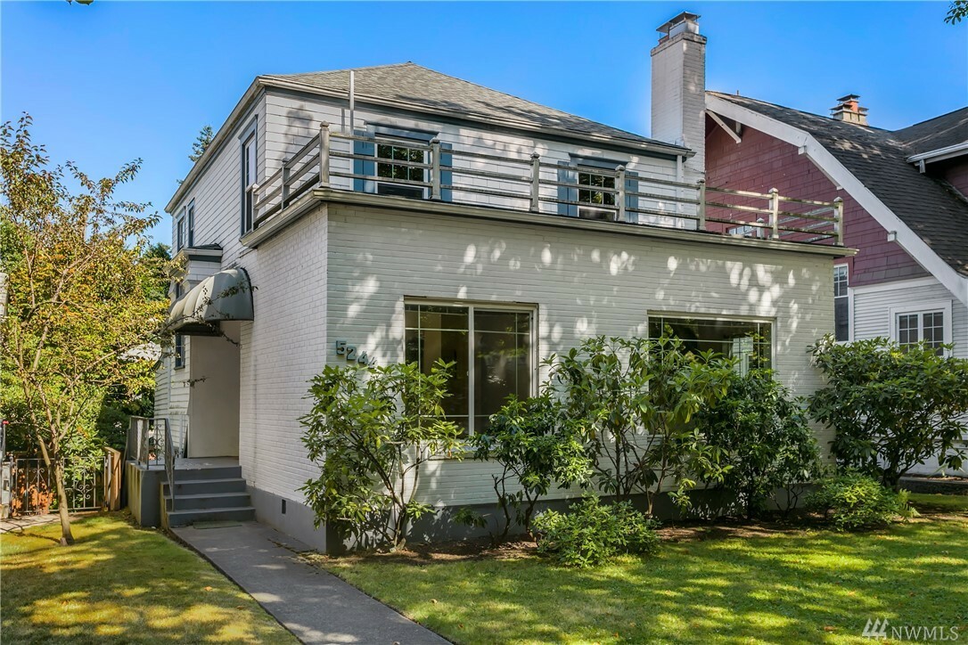 Property Photo: 5244 17th Ave NE WA 98105