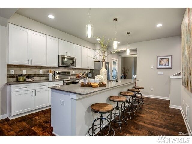 Property Photo:  1325 Seattle Hill Rd J3  WA 98012 