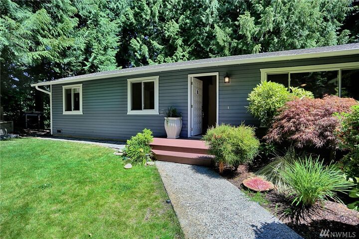 Property Photo: 1435 224th Avenue NE WA 98074