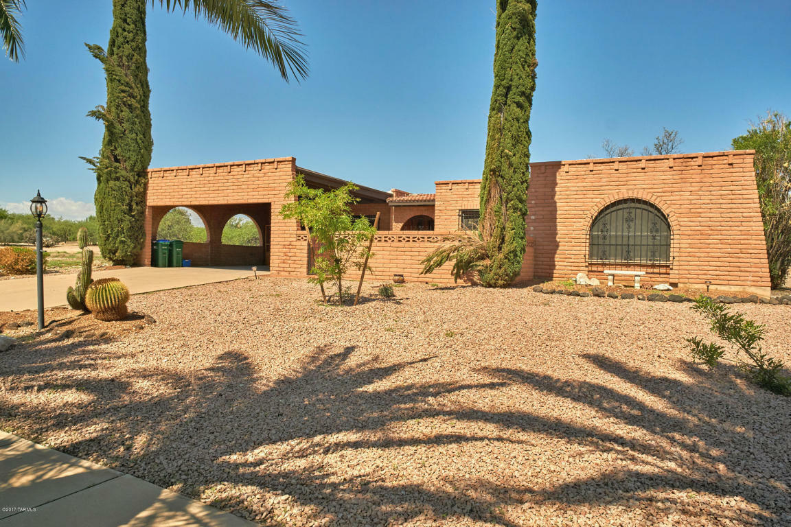 Property Photo:  1221 N Paseo Maravilloso  AZ 85614 