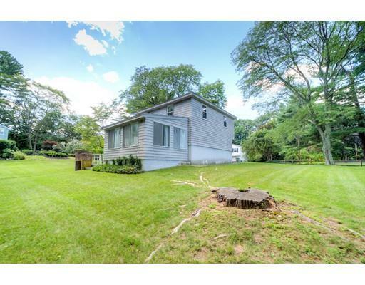 Property Photo: 15 Oxbow Rd MA 02421