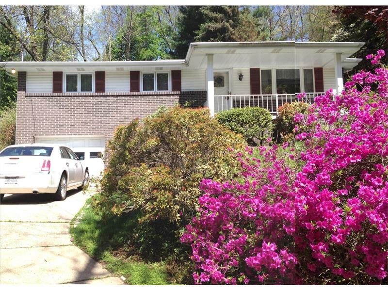 Property Photo:  926 Simpson Howell Rd  PA 15037 