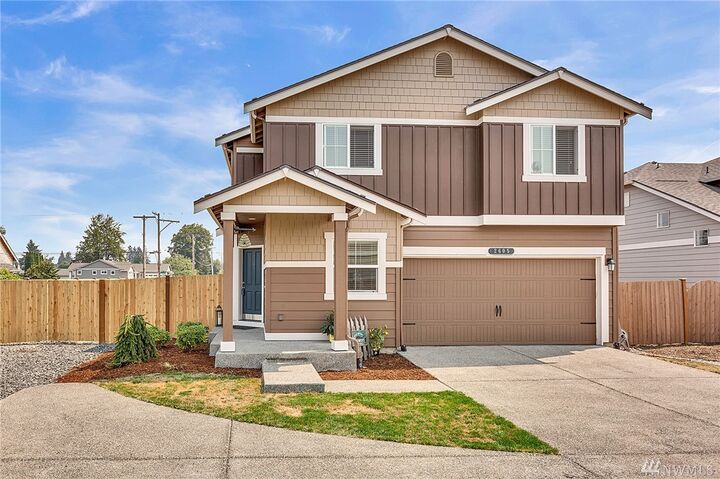 Property Photo: 2605 13th Ave NW WA 98371