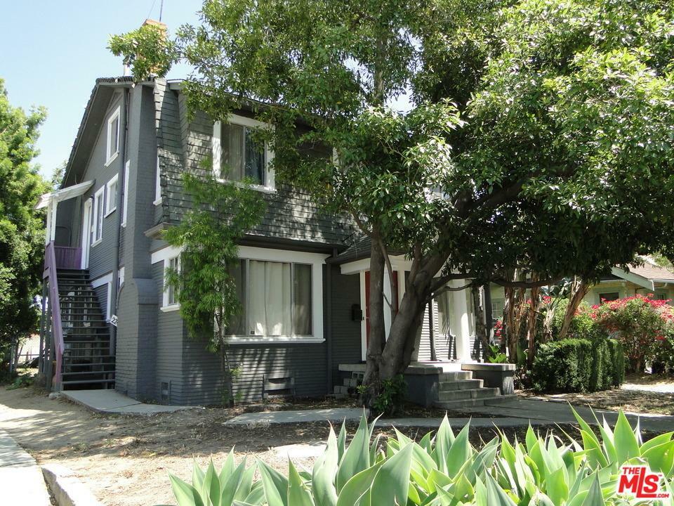 Property Photo: 222 N Manhattan Pl CA 90004