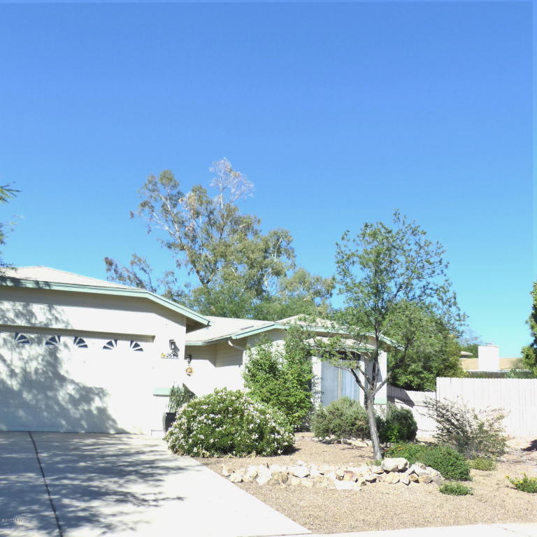 Property Photo:  2640 W Moonbrook Place  AZ 85741 