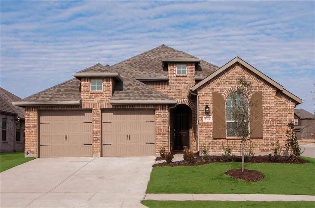 Property Photo:  1315 Torrington Lane  TX 75126 