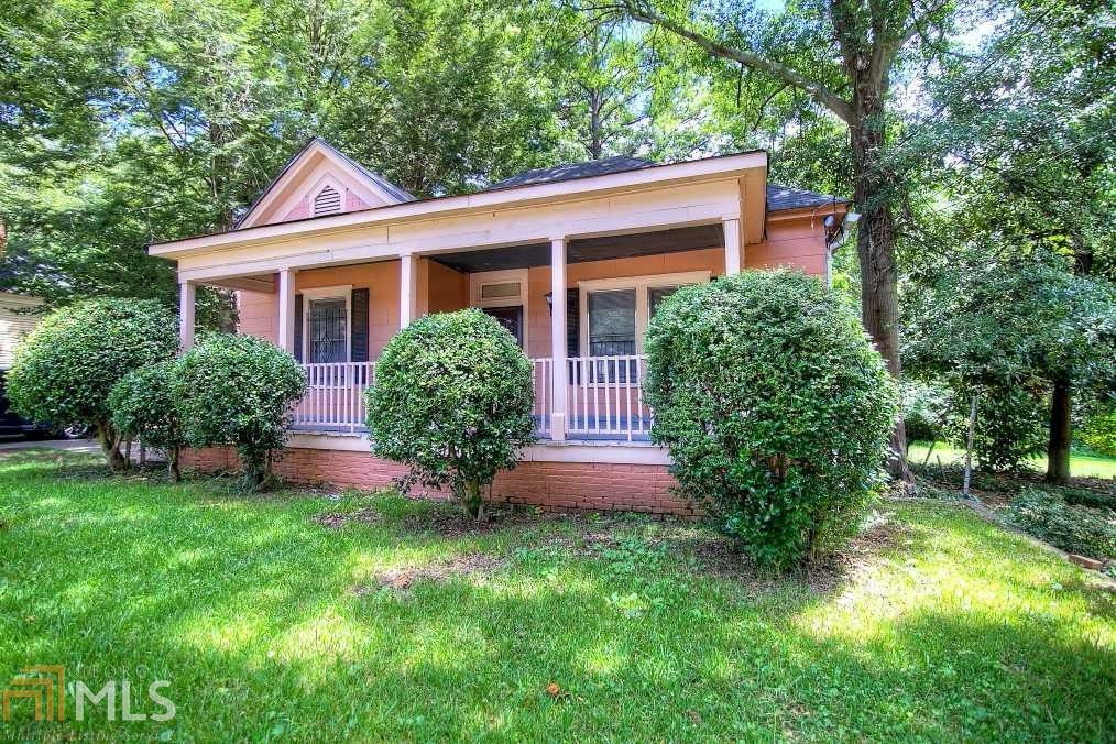 Property Photo: 1460 Desoto Ave GA 30310