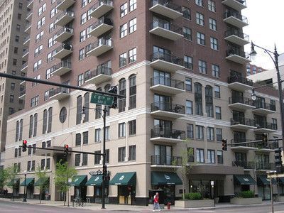 Property Photo: 41 E 8th Street 2206 IL 60605