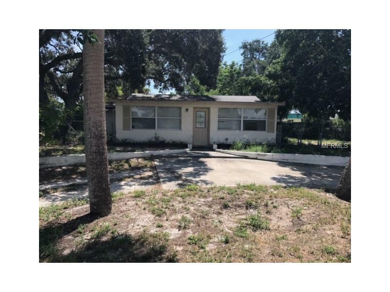 Property Photo:  4668 Arcadia Avenue  FL 34946 