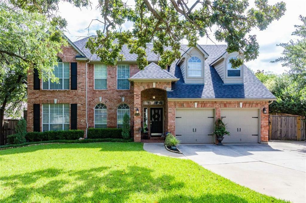 Property Photo:  4201 Squire Court  TX 76051 