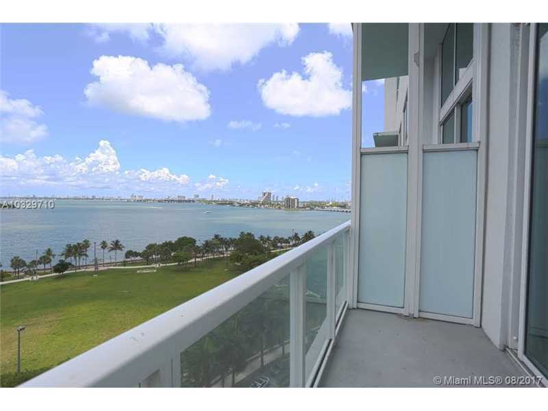 Property Photo:  1900 N Bayshore Dr 1006  FL 33132 