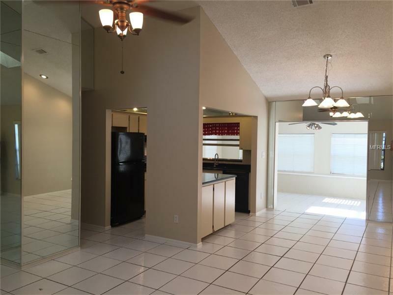 Property Photo:  7200 Silver Place  FL 32792 