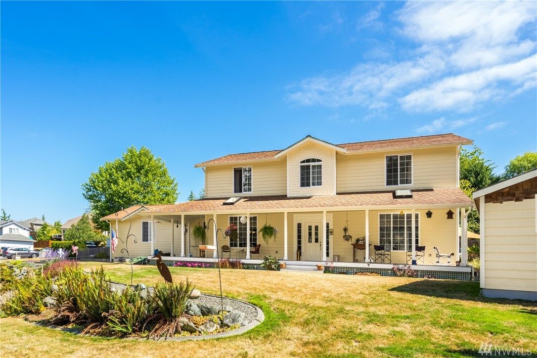 Property Photo:  3720 E Broadway  WA 98274 