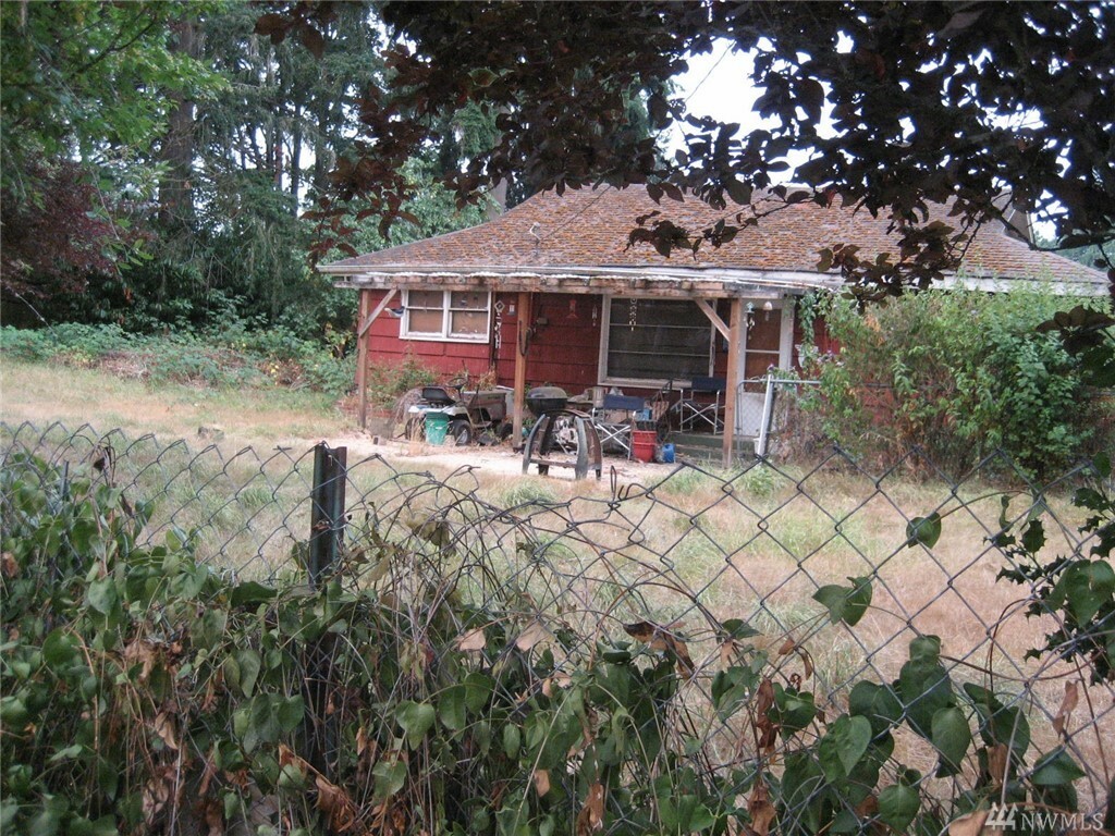 Property Photo:  23202 76th Ave W  WA 98026 