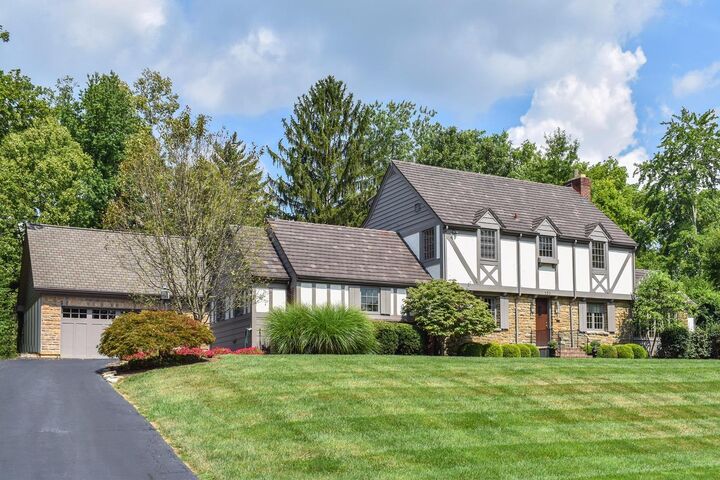 120 Linden Drive  Wyoming OH 45215 photo