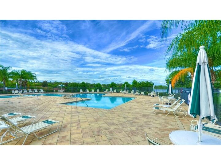 Property Photo:  10618 Pictorial Park Drive  FL 33647 