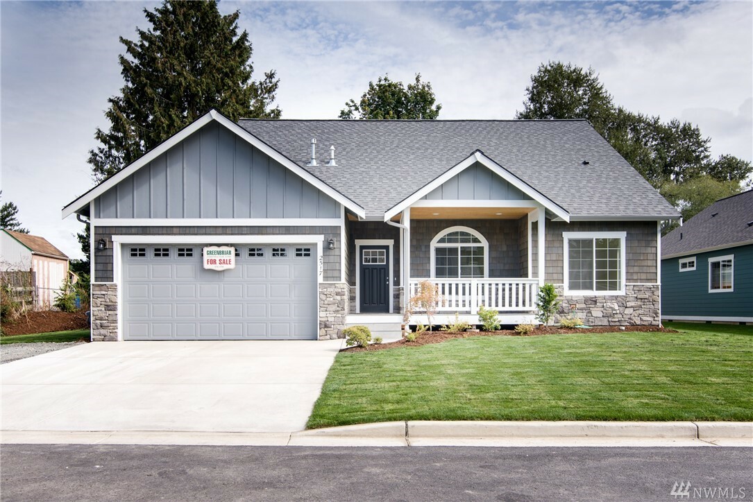 Property Photo:  2517 Elmhurst Ct  WA 98229 