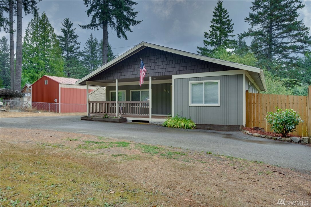 Property Photo:  3975 Victory Dr NW  WA 98367 