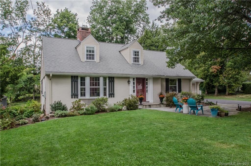 Property Photo: 14 High Farms Road CT 06107