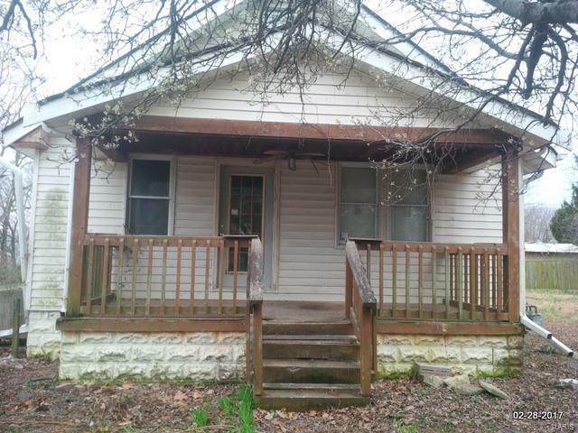 Property Photo: 512 Magoffin Road 63129