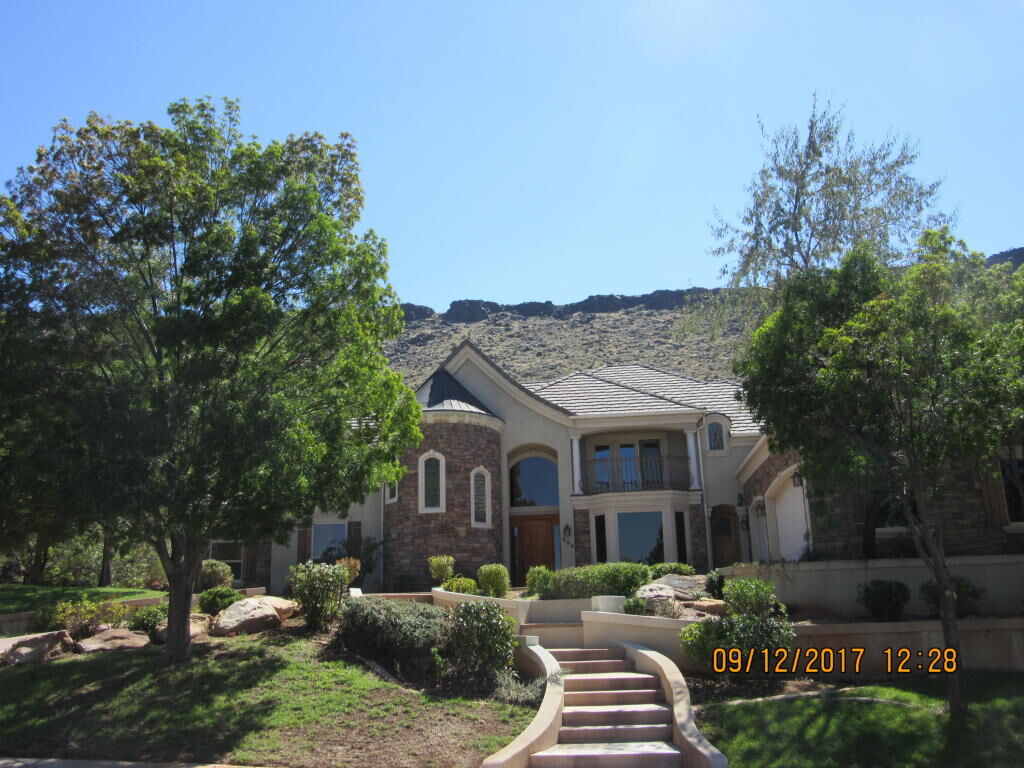 Property Photo: 999 W Shadow Point Dr UT 84770