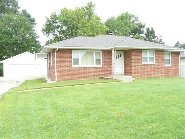 Property Photo: 1623 Centreville Avenue IL 62220