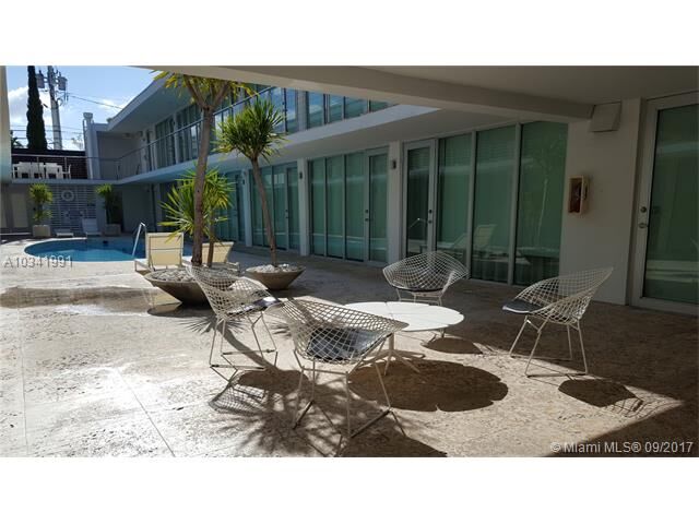 Property Photo: 1601 West Ave 108 FL 33139