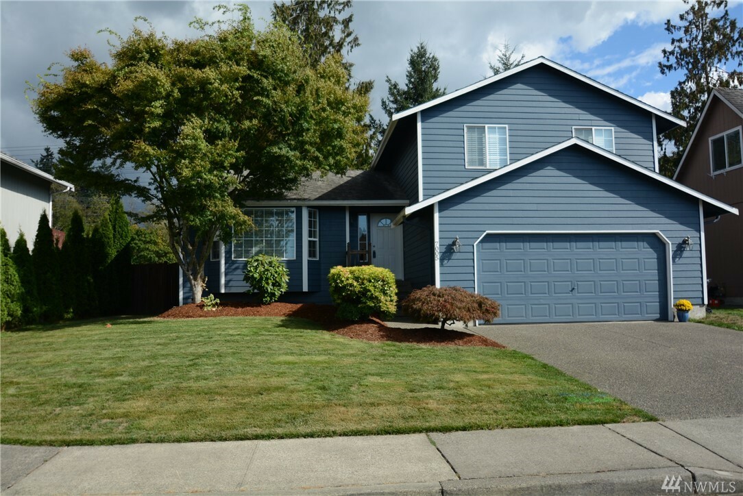 Property Photo:  7005 79th Dr NE  WA 98270 