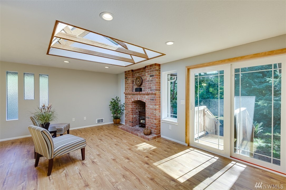 Property Photo: 3310 108th Place SE WA 98208