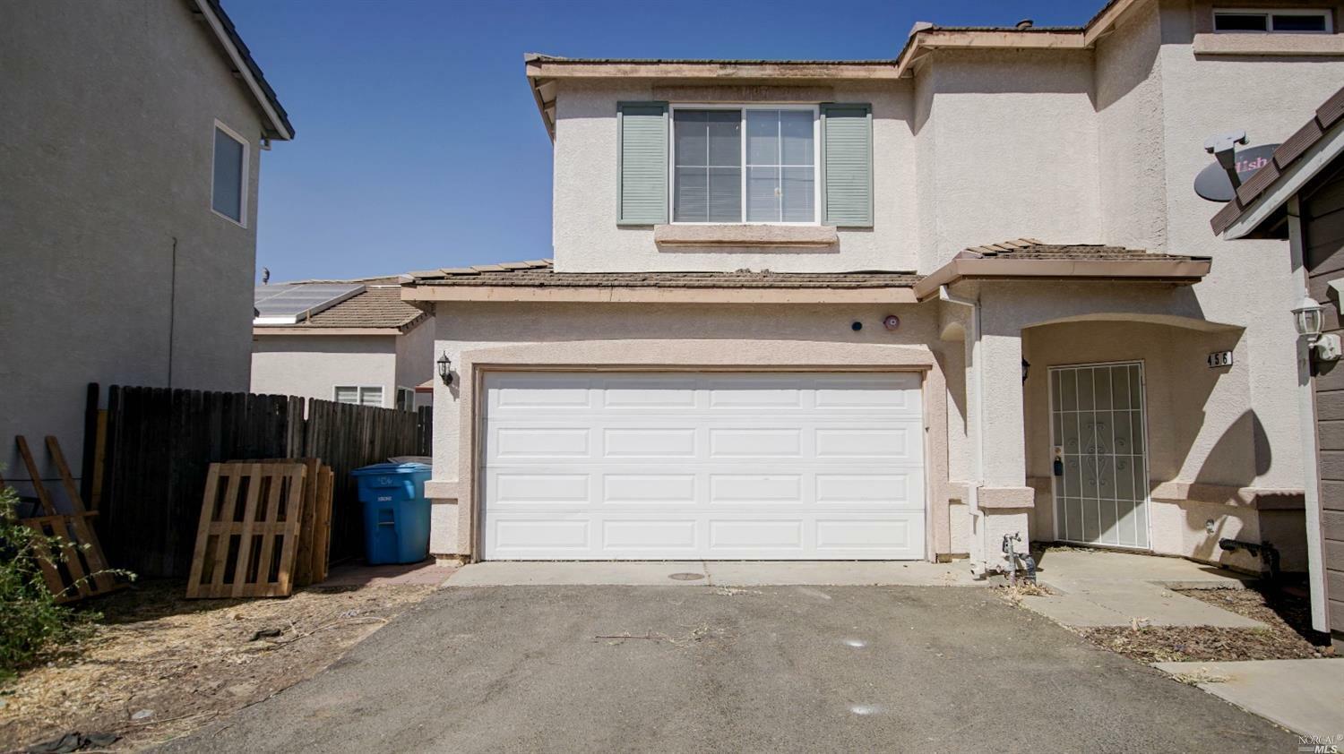 456 La Esperanza Drive  Dixon CA 95620 photo