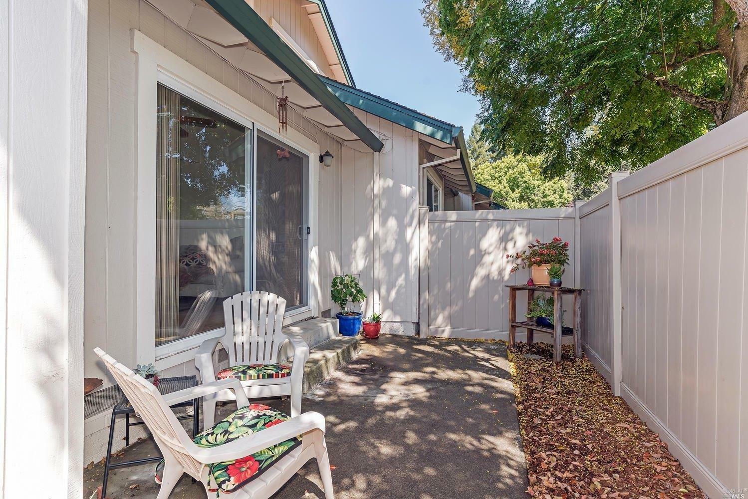 Property Photo:  1068 Civic Center Drive  CA 94928 