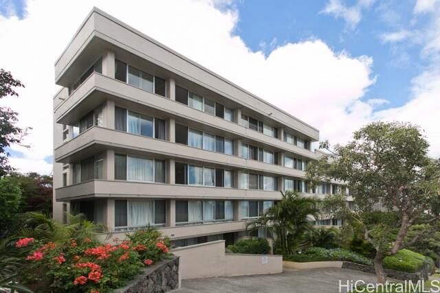 Property Photo:  255 Huali Street 203  HI 96813 