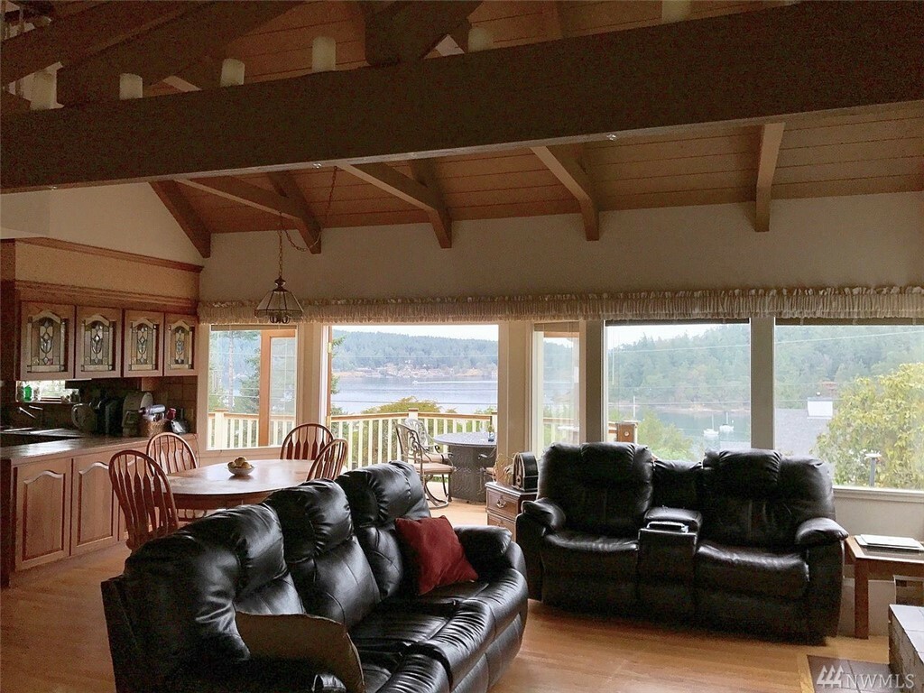 Property Photo:  455 Harrison St  WA 98250 