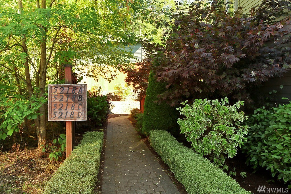 Property Photo:  5218 Puget Blvd SW C  WA 98106 