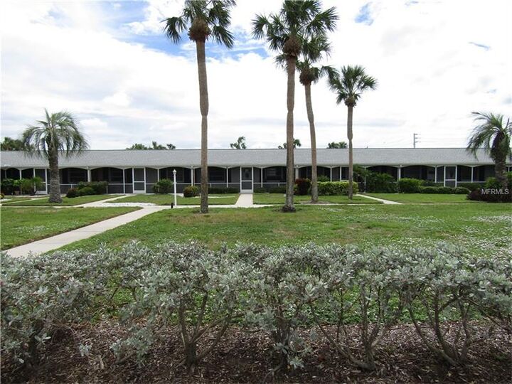 Property Photo:  100 The Esplanade N 6  FL 34285 
