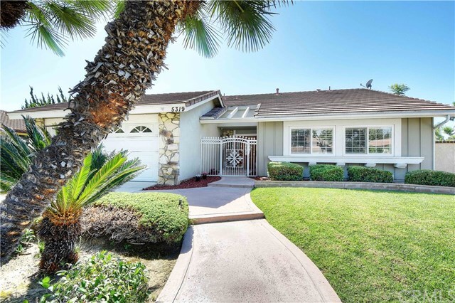 Property Photo:  5319 Vista Montana  CA 92886 